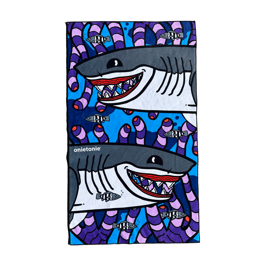 OnieTonie™ Beach Towel 'Sharks'
